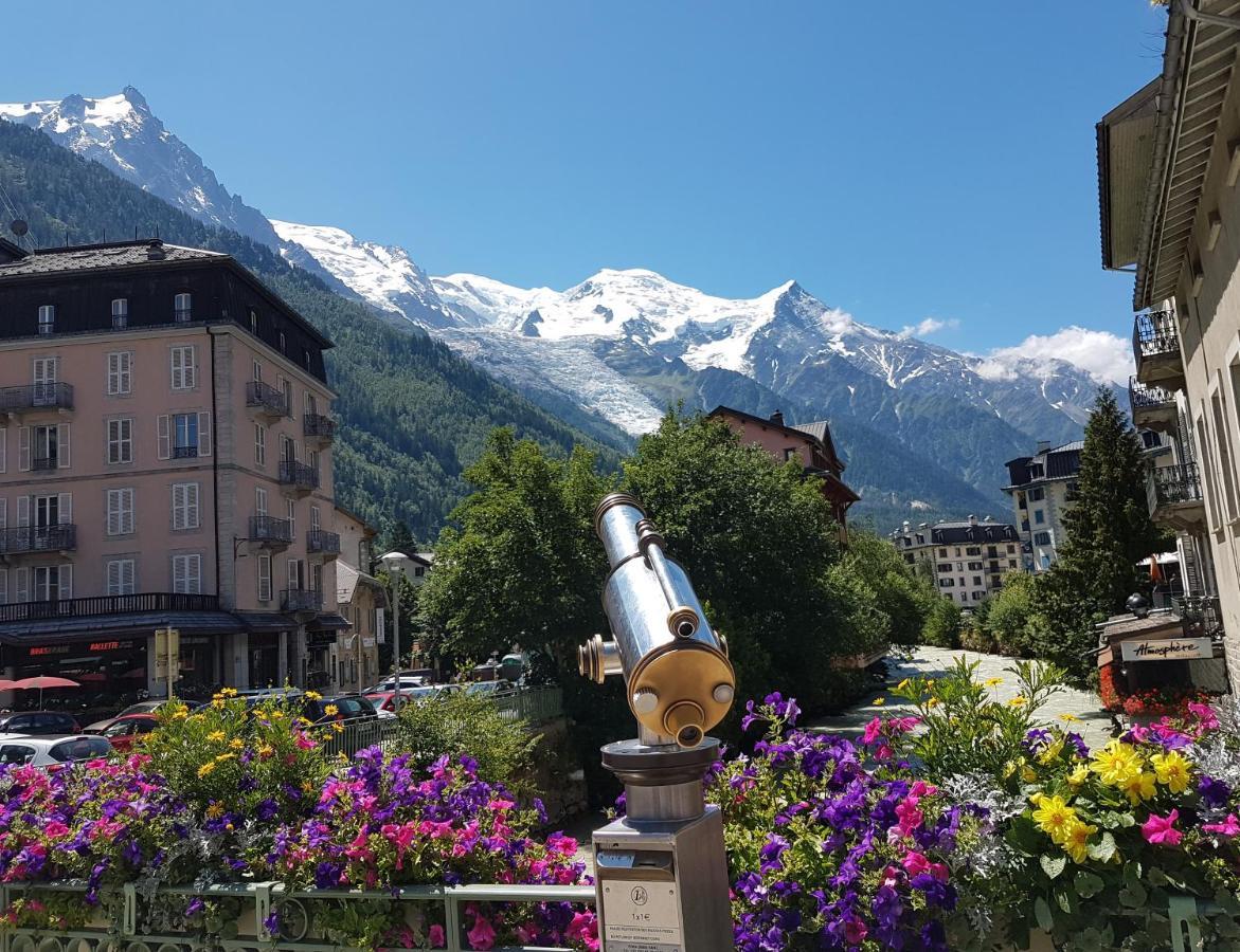 Vue Brevent Sublime En Centre Ville Avec Parking Prive Chamonix Luaran gambar